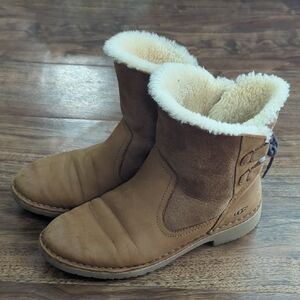 UGG Naiyah Chestnut Leather Booties